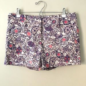 Ann Taylor • 6 • Shorts Paisley Floral City Short